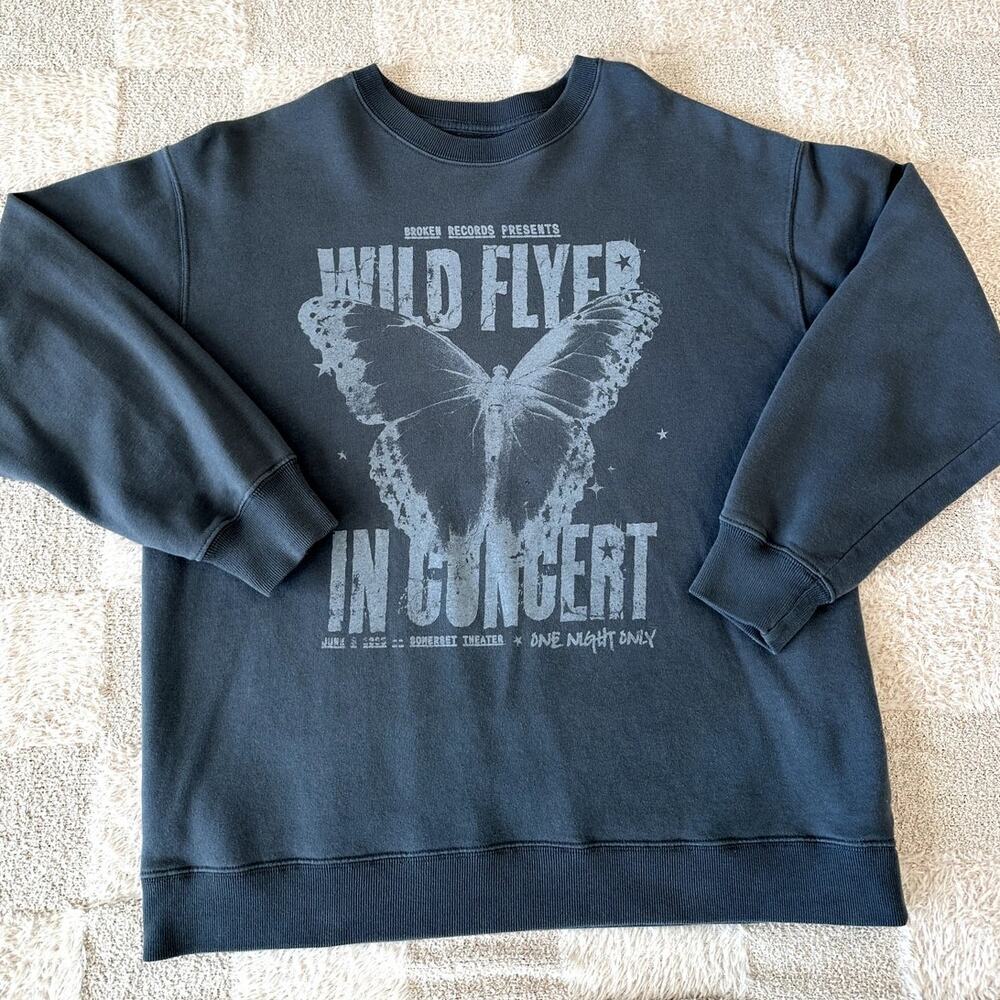 Hollister Wild Flyer Dark‎ Gray Crewneck Size Medium